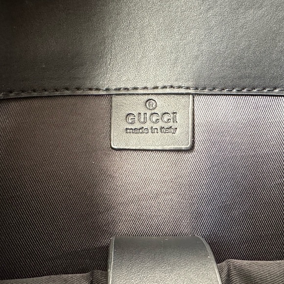 GUCCI BACKPACK HALF OF ORIGINAL PRICE - Picture 3 of 10